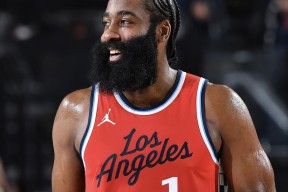 平博-哈登连续二十场比赛得分超过回归赛场，塞尔维亚队挑战极限！-平博